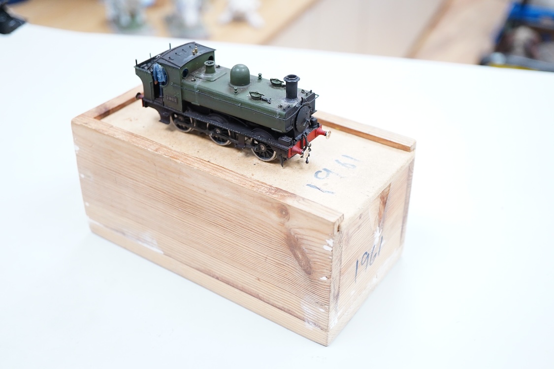 Two EM gauge scratch built model railway GWR locomotives by John Worsley, an 0-6-0PT, 1961, and an 0-6-0ST, 2007, both detailed models with opening smoke box doors showing the details of the blast pipe and boiler tube en